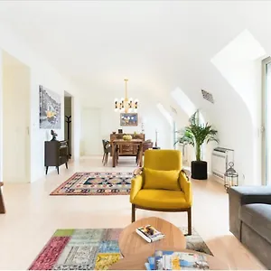 Luxury By Myplaceforyou, Very Quiet, Close To Time Out Market Apartamento