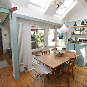 Stylish 3 Bed House With Parking In Bermondsey, Se1 Vakantiehuis Londen