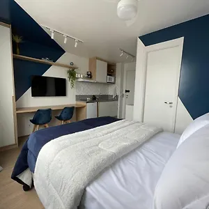 Flat Completo Com Piscina, 50m Do Metro Bras! , São Paulo Brasil