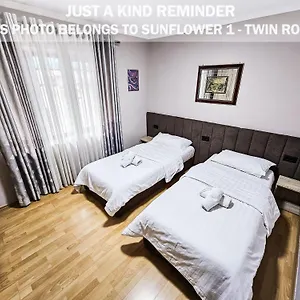 https://sunflower-rooms.albaniahotels.org
