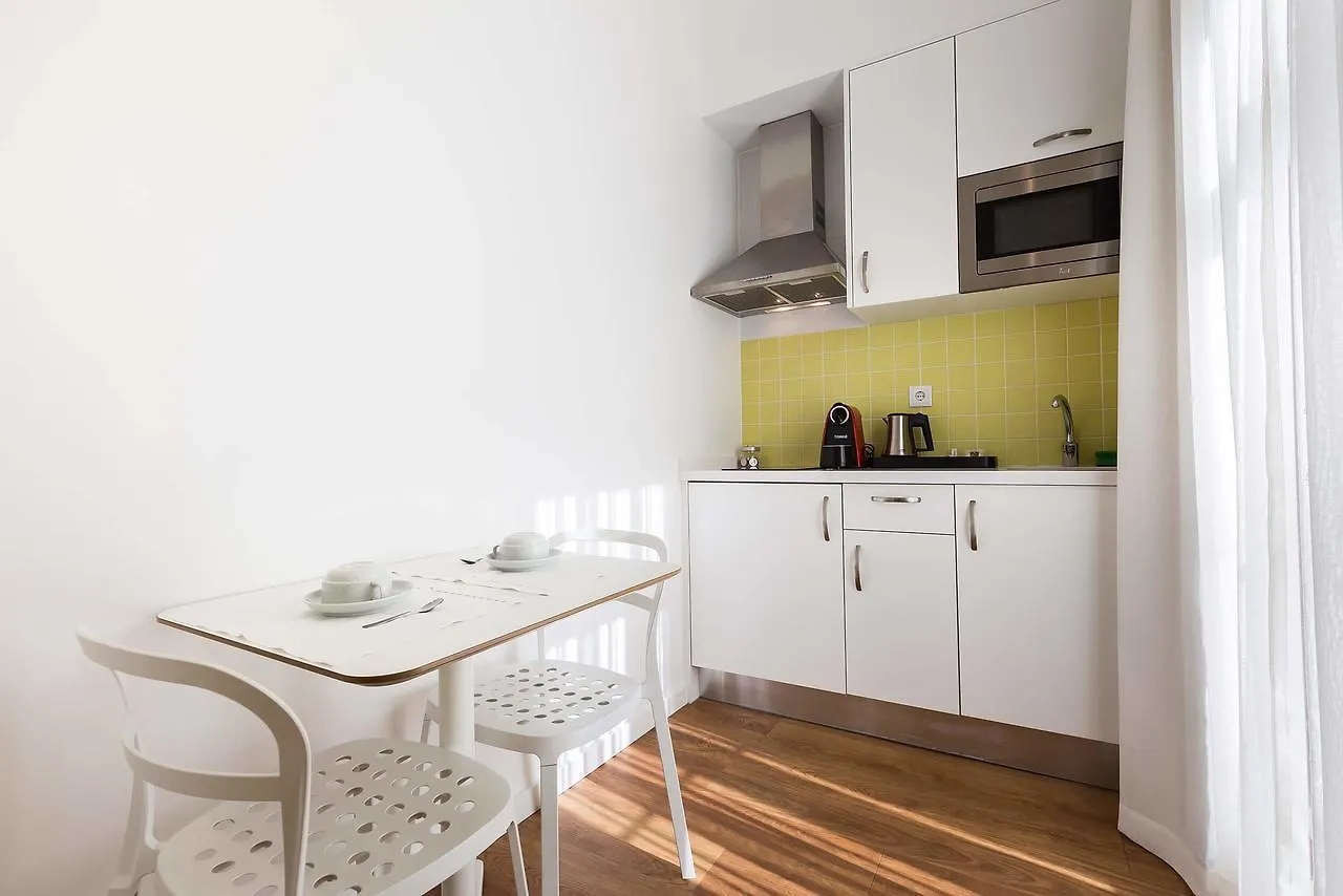 Dream Chiado Apartments Lisboa 0*,