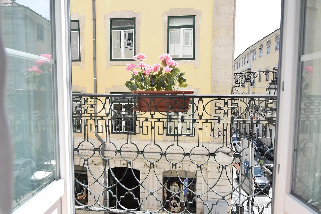 Dream Chiado Apartments Lisbon 0*,  Portugal